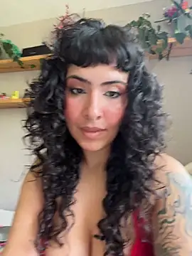 Snapshot of SugarTroubl33 chatting on July 11, 2:42 pm SugarTroubl33 online show from July 11, 2:42 pm
