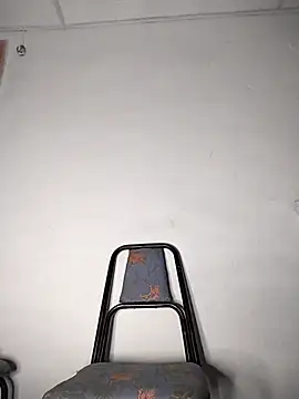 Alex Sweeting online show from October 28, 5:44 am