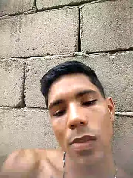 Alex Sweeting online show from November 1, 6:54 pm