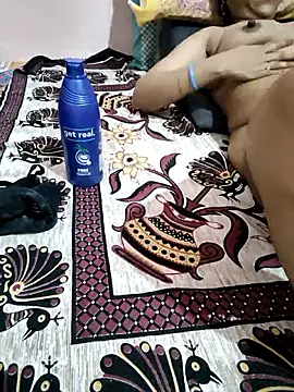 Snapshot of cutietapaswini chatting on May 4, 6:42 am cutietapaswini online show from May 4, 6:42 am
