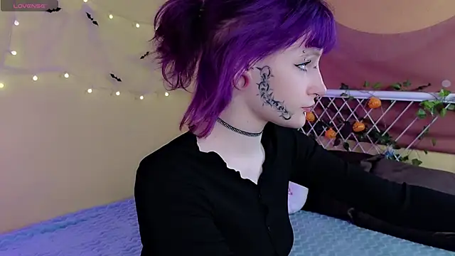 Snapshot of karkadeshk chatting on October 29, 10:28 am karkadeshk online show from October 29, 10:28 am