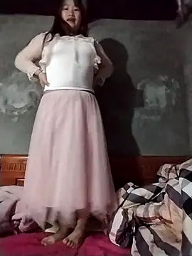 emini-xx online show from December 15, 11:58 am