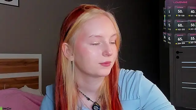 AngelWisee online show from June 12, 3:05 am