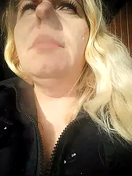 Lana-murr online show from November 25, 7:19 am