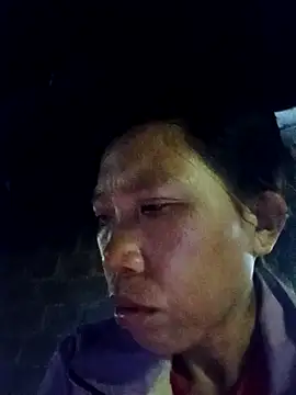 bella-la online show from November 12, 1:39 am