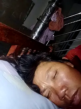 bella-la online show from December 17, 6:58 pm