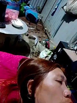 bella-la online show from February 5, 12:10 pm