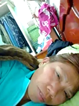 bella-la online show from February 6, 4:10 pm