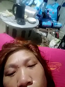 bella-la online show from February 20, 8:20 pm