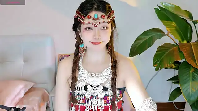 Yiluo95 online show from July 15, 4:56 pm