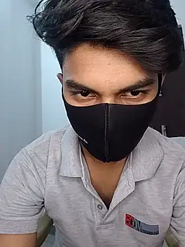 Snapshot of yuviiiisinha789 chatting on October 29, 8:05 am yuviiiisinha789 online show from October 29, 8:05 am