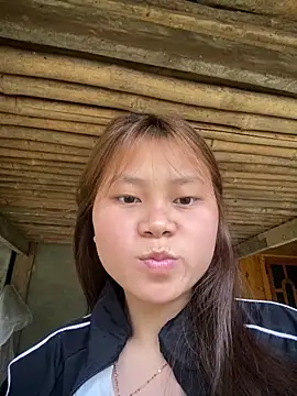 Sophia-123 online show from March 18, 12:14 am