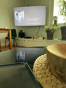 Snapshot of edgarmachtsderbe chatting on January 15, 10:20 am edgarmachtsderbe online show from January 15, 10:20 am