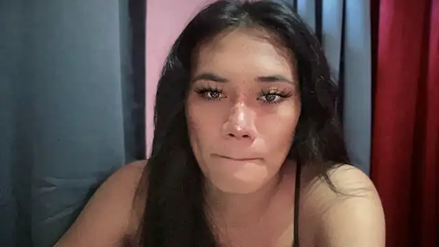 untouchable mia online show from December 3, 11:47 pm