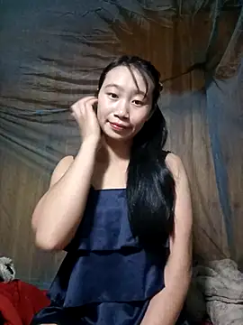 Snapshot of Linh_sexy98 chatting on November 7, 12:21 am Linh sexy98 online show from November 7, 12:21 am