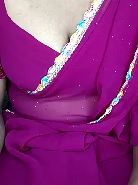 Snapshot of shreyareddy99 chatting on December 21, 2:46 pm shreyareddy99 online show from December 21, 2:46 pm