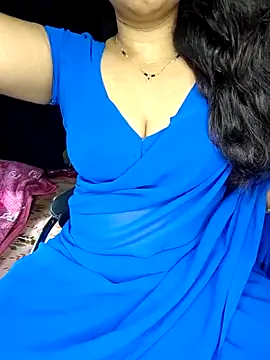 Snapshot of shreyareddy99 chatting on March 14, 10:32 am shreyareddy99 online show from March 14, 10:32 am