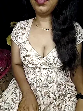 Snapshot of shreyareddy99 chatting on March 14, 11:43 pm shreyareddy99 online show from March 14, 11:43 pm