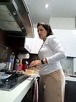 Snapshot of Piediniecollant chatting on November 8, 1:33 pm Piediniecollant online show from November 8, 1:33 pm