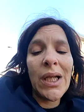 Snapshot of Piediniecollant chatting on November 23, 8:47 am Piediniecollant online show from November 23, 8:47 am