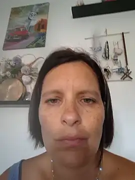 Snapshot of Piediniecollant chatting on July 2, 7:58 am Piediniecollant online show from July 2, 7:58 am