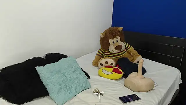 EmmilyConnor online show from May 20, 2:23 pm