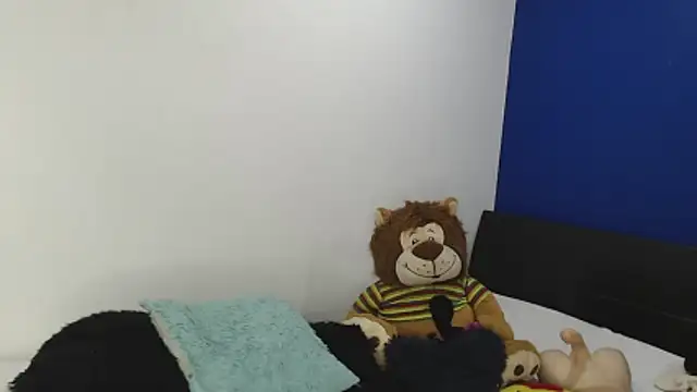 EmmilyConnor online show from June 11, 2:26 pm