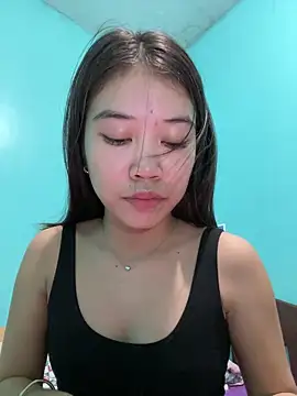 Snapshot of lovely_amarah19 chatting on October 31, 9:21 am lovely amarah19 online show from October 31, 9:21 am