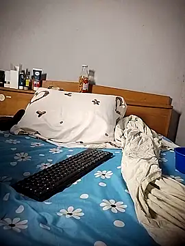 BD 228 online show from March 6, 11:45 pm