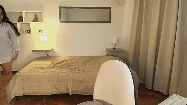 elli snow1 online show from November 30, 8:51 am