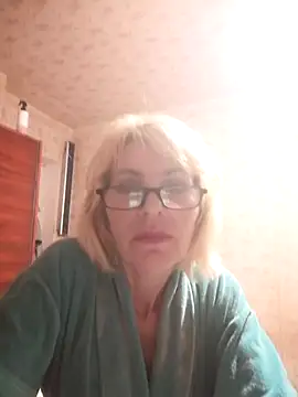 Snapshot of Georgette466 chatting on May 31, 6:20 pm Georgette466 online show from May 31, 6:20 pm