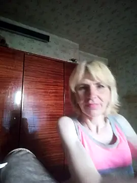 Snapshot of Georgette466 chatting on June 27, 3:22 am Georgette466 online show from June 27, 3:22 am