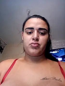 Snapshot of florenco2025 chatting on February 13, 4:36 pm florenco2025 online show from February 13, 4:36 pm