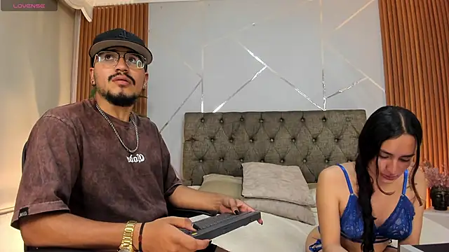 Noa N Luxy online show from November 7, 4:01 am