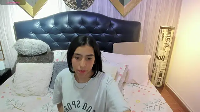 Snapshot of shirley_sweet_ chatting on October 29, 10:22 pm shirley sweet online show from October 29, 10:22 pm