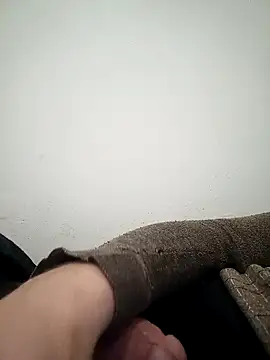 Fa7l1995 online show from January 12, 12:05 am