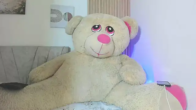 little emiily  online show from November 14, 2:27 pm