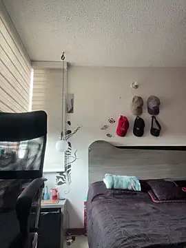 kai storm420 online show from November 11, 9:26 pm