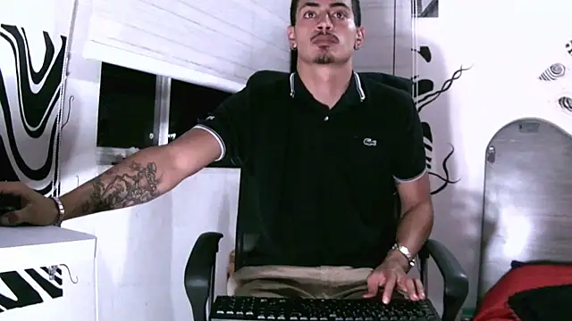 kai storm420 online show from November 19, 4:12 am