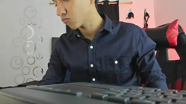 Maximiliano Khalil online show from November 26, 7:26 pm