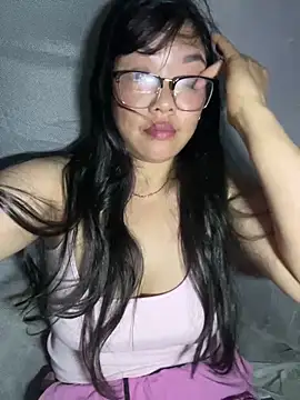 Snapshot of heodat-sexx chatting on May 24, 8:14 pm heodat-sexx online show from May 24, 8:14 pm