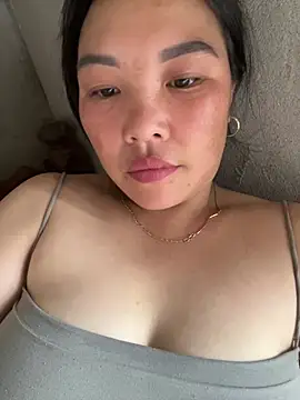 Snapshot of heodat-sexx chatting on August 5, 6:49 am heodat-sexx online show from August 5, 6:49 am
