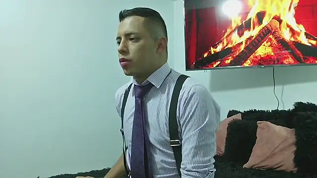 Mike Fetiche online show from November 13, 3:16 am