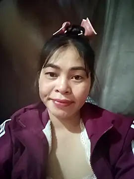 Snapshot of Bamboo-niee123 chatting on November 30, 2:10 pm Bamboo-niee123 online show from November 30, 2:10 pm