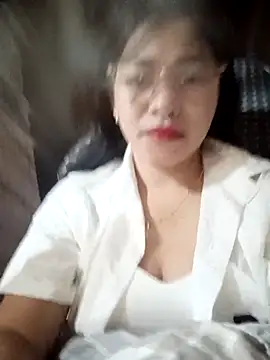 Snapshot of Bamboo-niee123 chatting on December 14, 7:07 pm Bamboo-niee123 online show from December 14, 7:07 pm