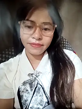 Snapshot of Bamboo-niee123 chatting on December 16, 11:32 pm Bamboo-niee123 online show from December 16, 11:32 pm