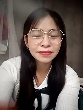 Snapshot of Bamboo-niee123 chatting on December 17, 2:23 pm Bamboo-niee123 online show from December 17, 2:23 pm