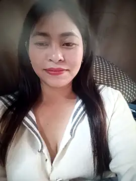 Snapshot of Bamboo-niee123 chatting on December 18, 3:56 am Bamboo-niee123 online show from December 18, 3:56 am