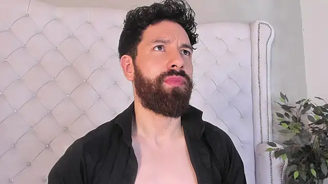 Snapshot of jackfoden01 chatting on October 28, 5:22 am jackfoden01 online show from October 28, 5:22 am