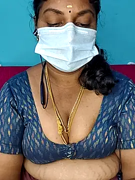 deepikasree143 online show from November 2, 8:33 pm